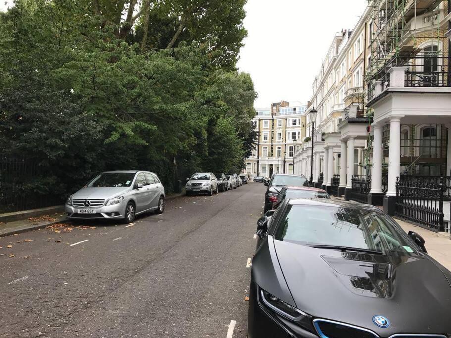 דירות לונדון Stunning 2 Bed/2Bath Flat In Heart Of Kensington מראה חיצוני תמונה