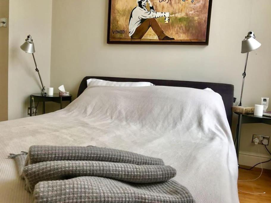 דירות לונדון Stunning 2 Bed/2Bath Flat In Heart Of Kensington מראה חיצוני תמונה