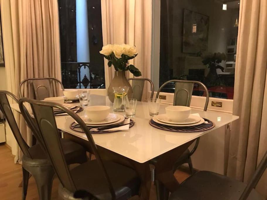 דירות לונדון Stunning 2 Bed/2Bath Flat In Heart Of Kensington מראה חיצוני תמונה